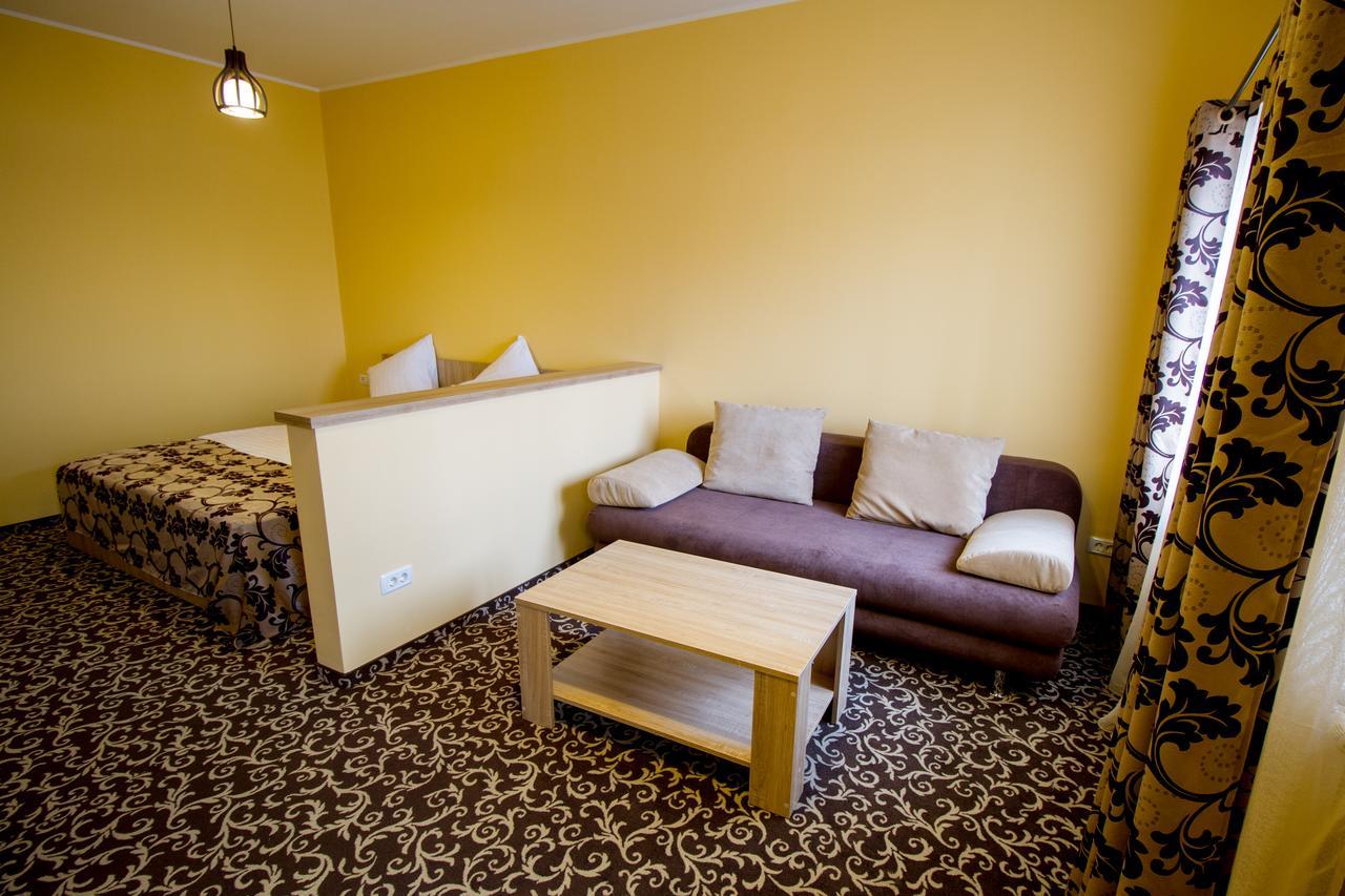 Green Garden Resort Odobesti Habitación foto