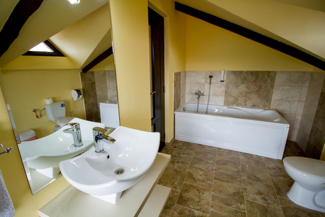Green Garden Resort Odobesti Habitación foto